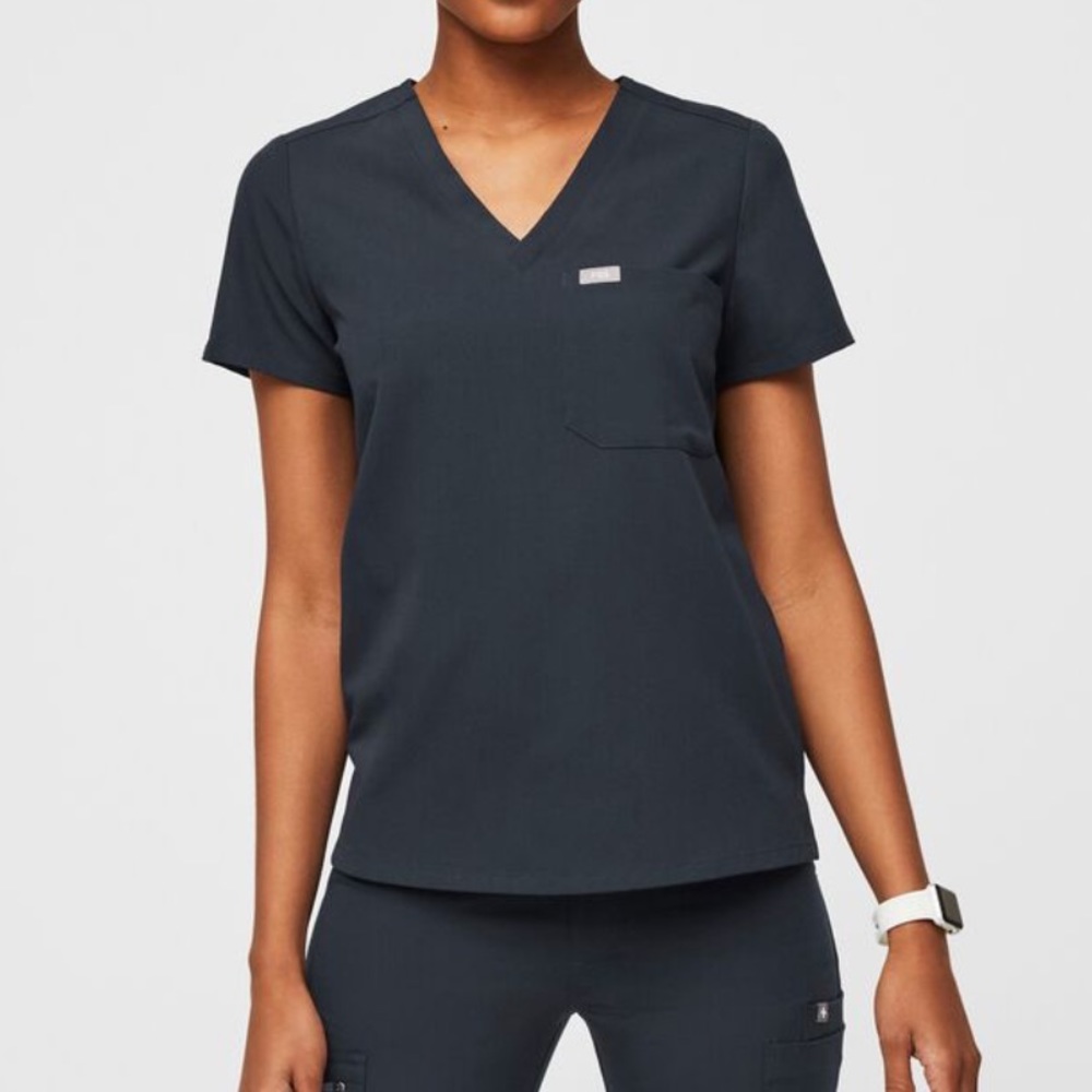 FIGS Catarina One Pocket Scrub Top